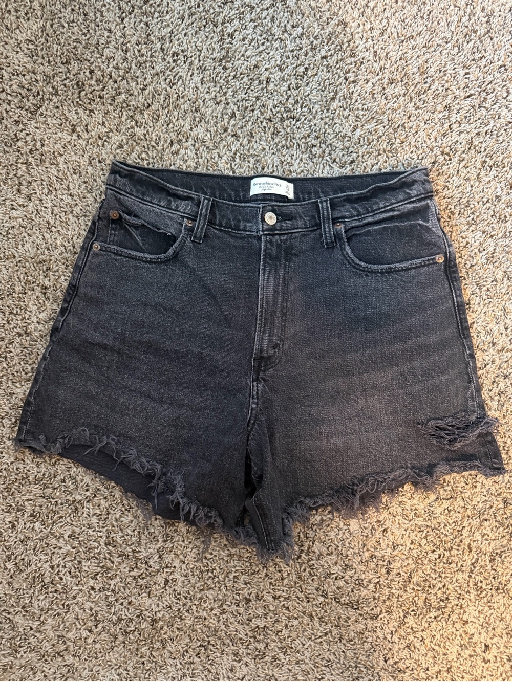⚡️Abercrombie & Fitch Black Distressed Denim- The Dad Short High Rise